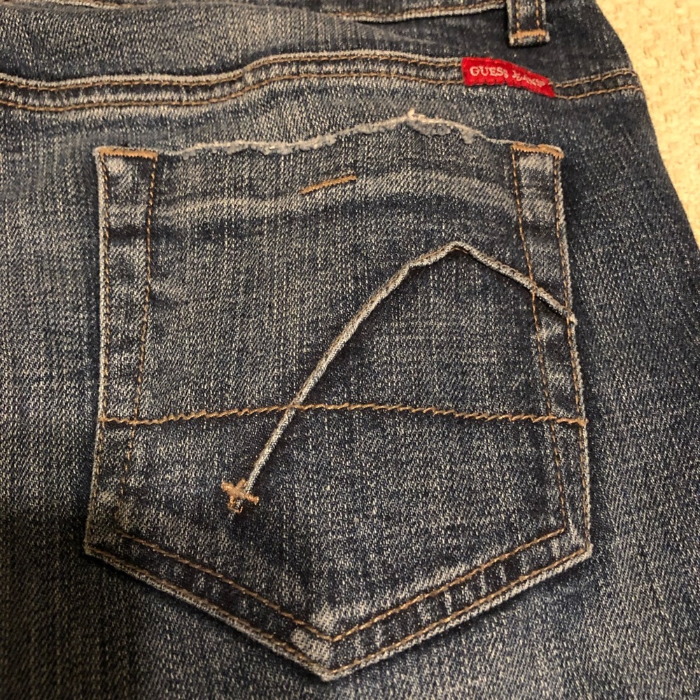 Guess Capris - Picture 4 of 5